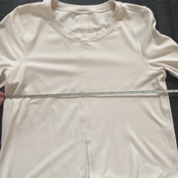 Lululemon top - Picture 4 of 9